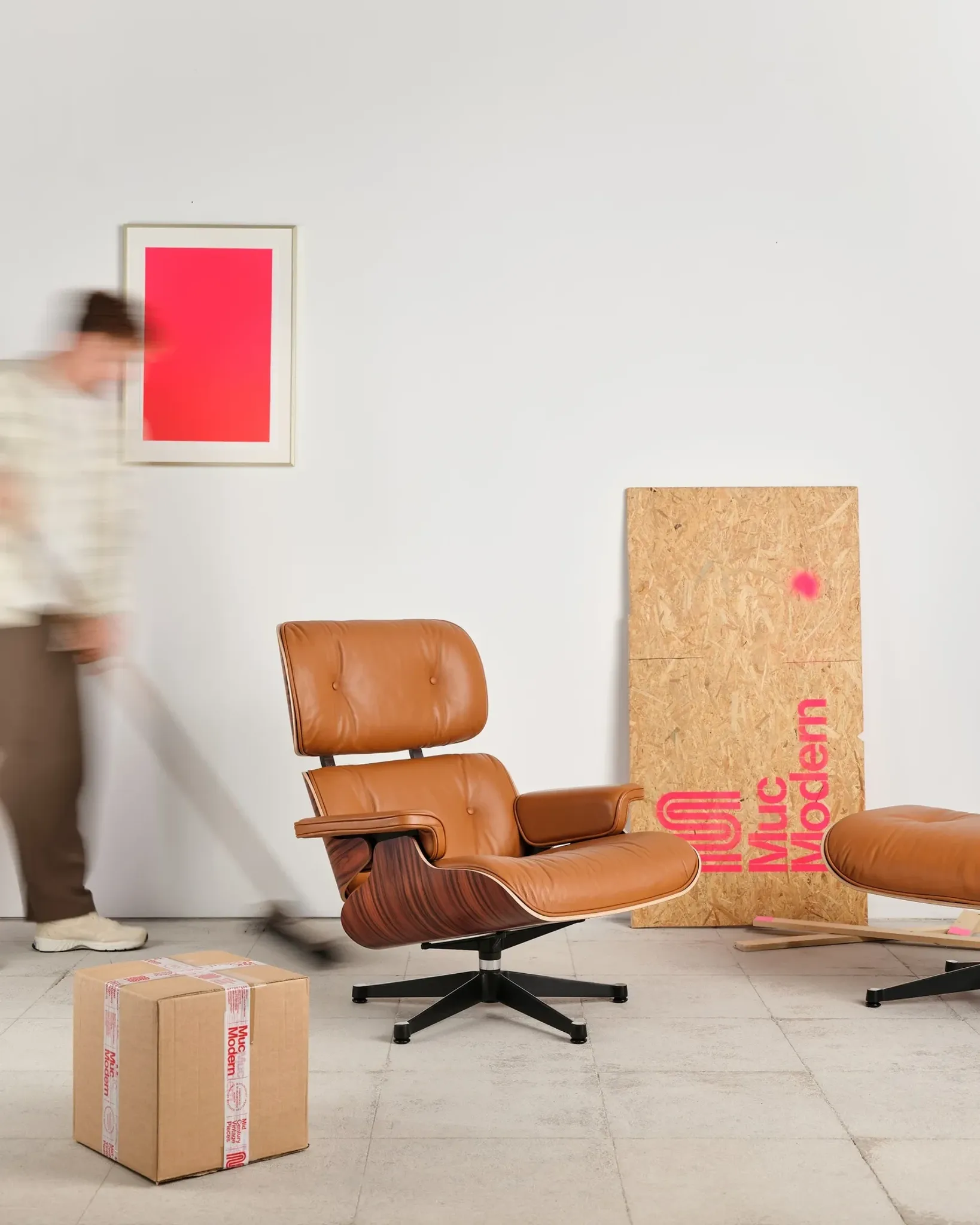 Lounge Chair and ottoman in rosewood by Charles & Ray Eames, Vitra
