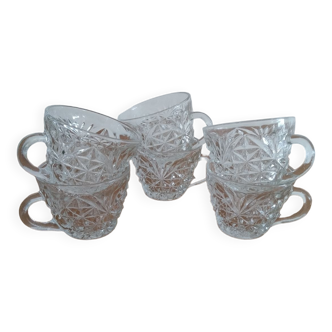 Lot de 6 tasses en verre ciselé