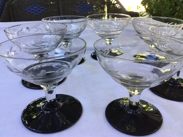 Ensemble  de 7 coupes 1930