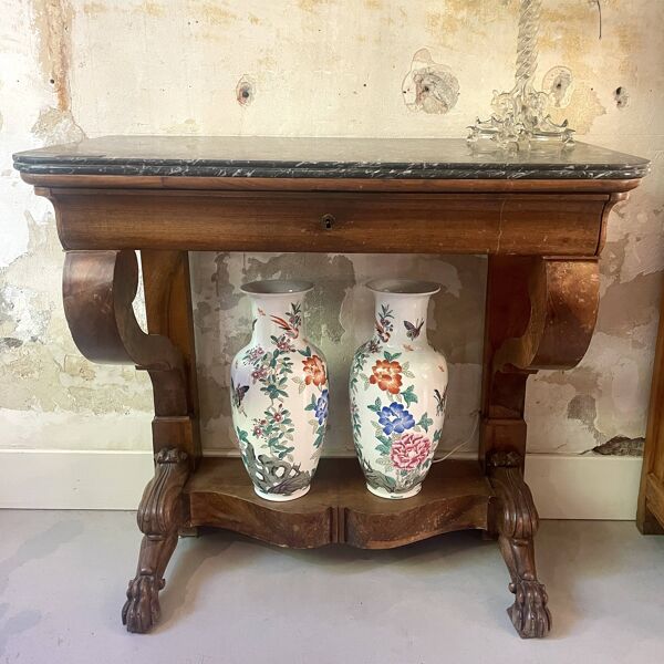 Console noyer et marbre noir pattes de lion