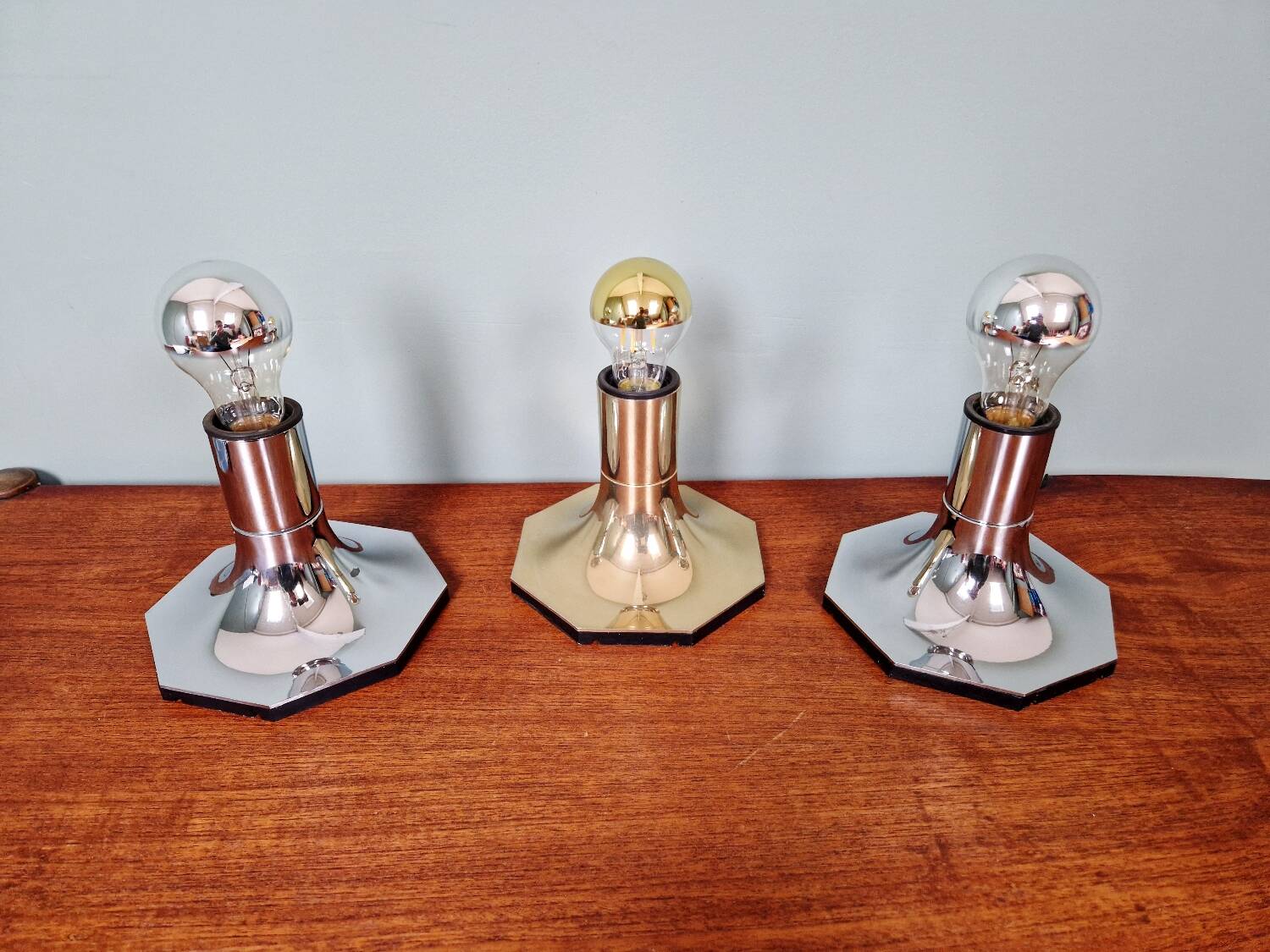 Pair of wall sconces/spotlights in chrome metal, Motoko Ishii
