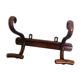 Wall coat rack