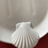 Large dish decorated with shellfish