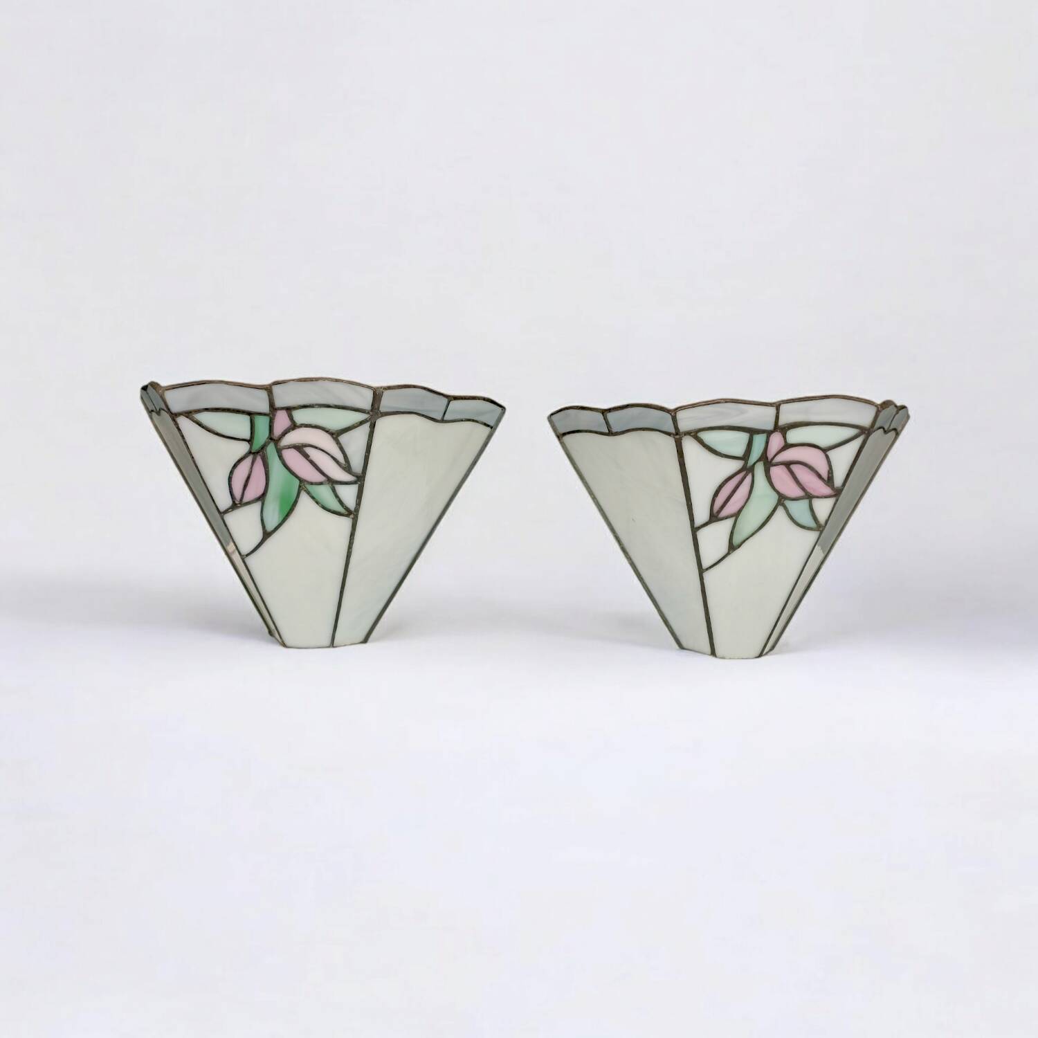 Paire d'appliques murales vintage style Tiffany.