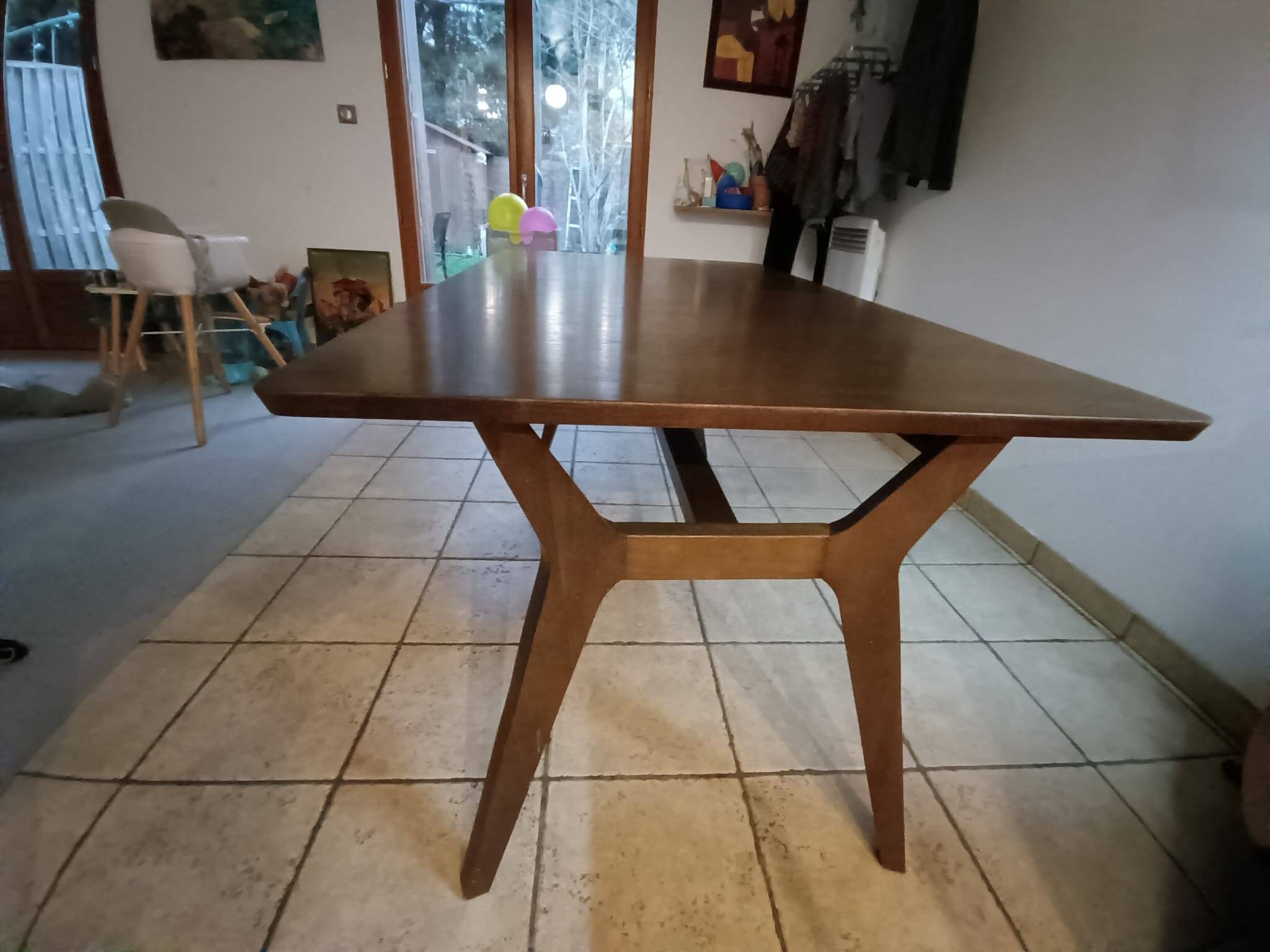 Solid oak extendable table Jenson for 6/8 people