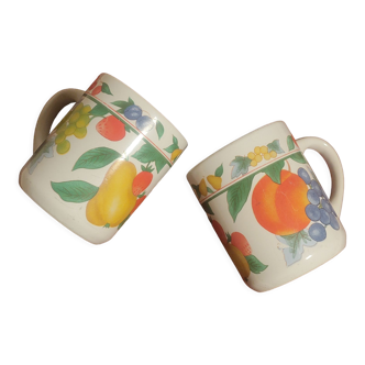 Duo of mugs vintage patterns fruits orchard