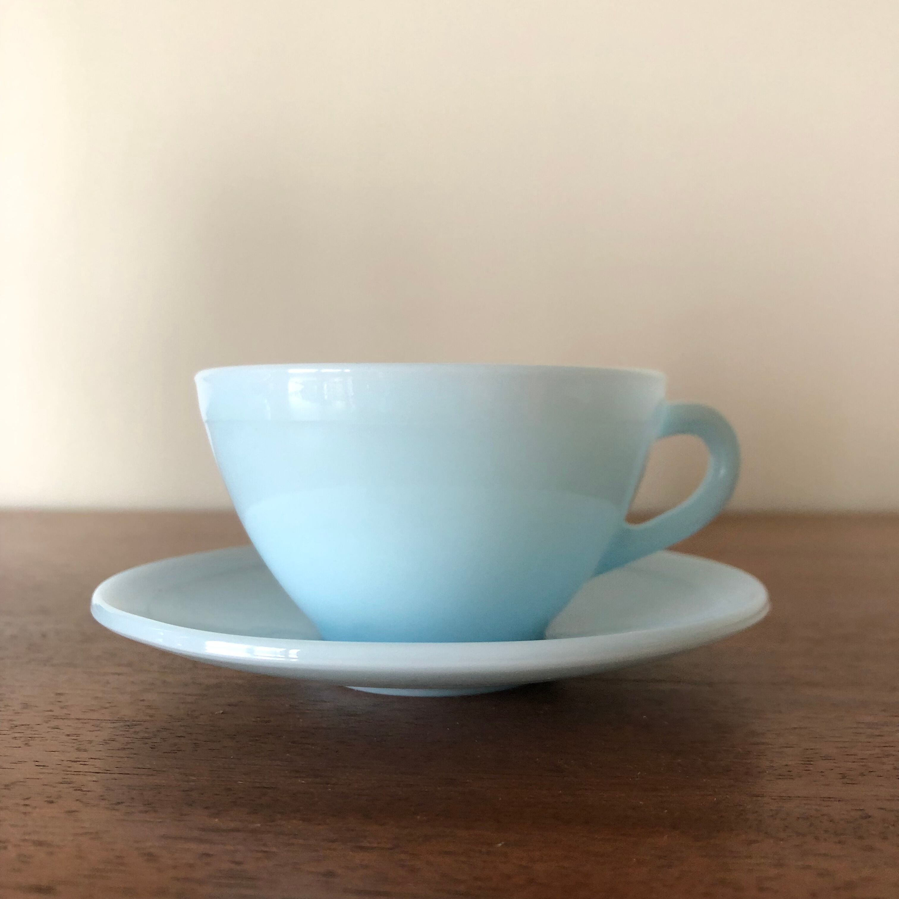 Lot de 4 tasses et soucoupes Duralex vintage