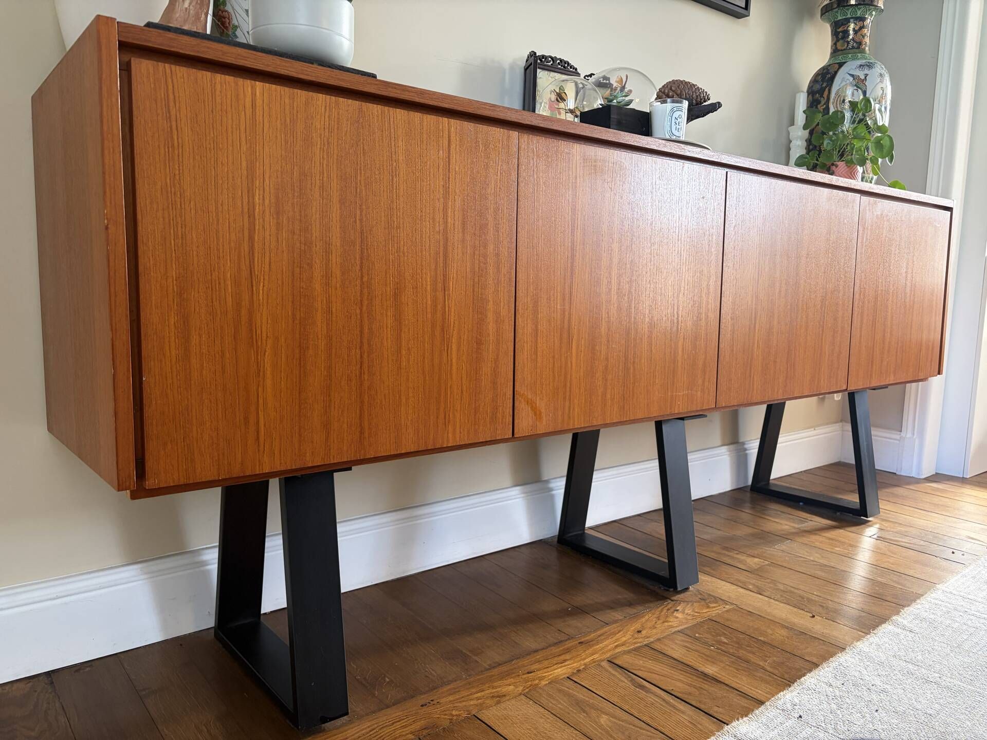Vintage teak sideboard – Scandinavian style from the 60s/70s – 230 cm