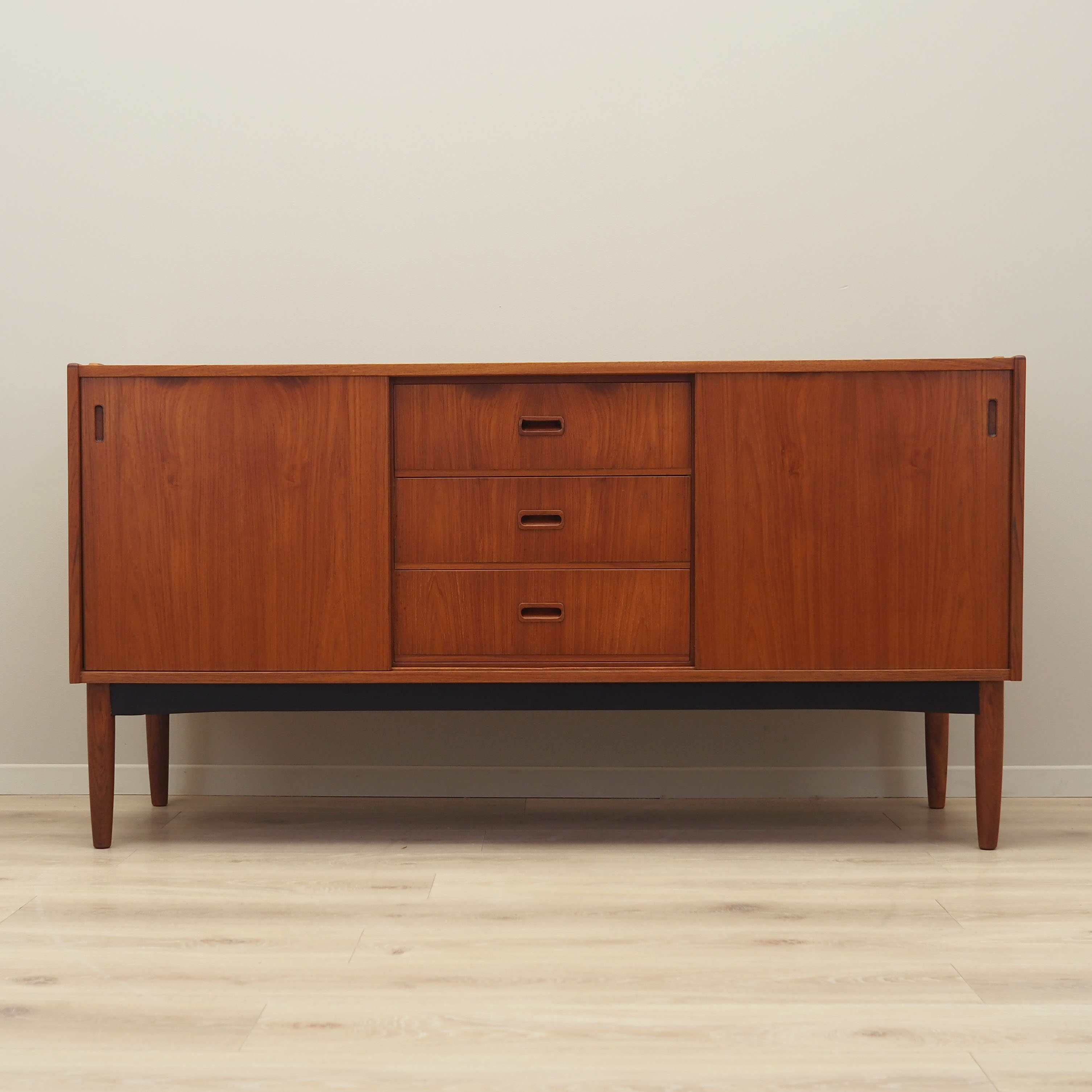 Teak sideboard, Danish design, 1960s, production: Denmark