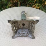 Kerosene lamp stand
