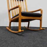 Rocking-chair en teck vintage par Jakob Kjaer