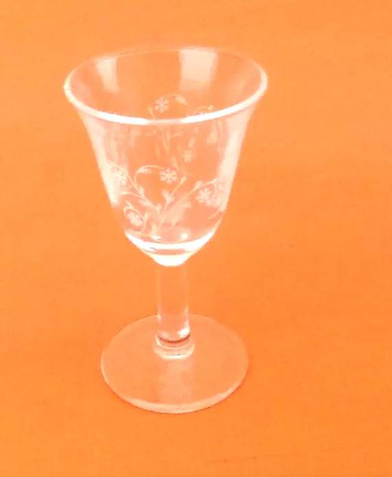 1970s 6 engraved "Tulip" glasses