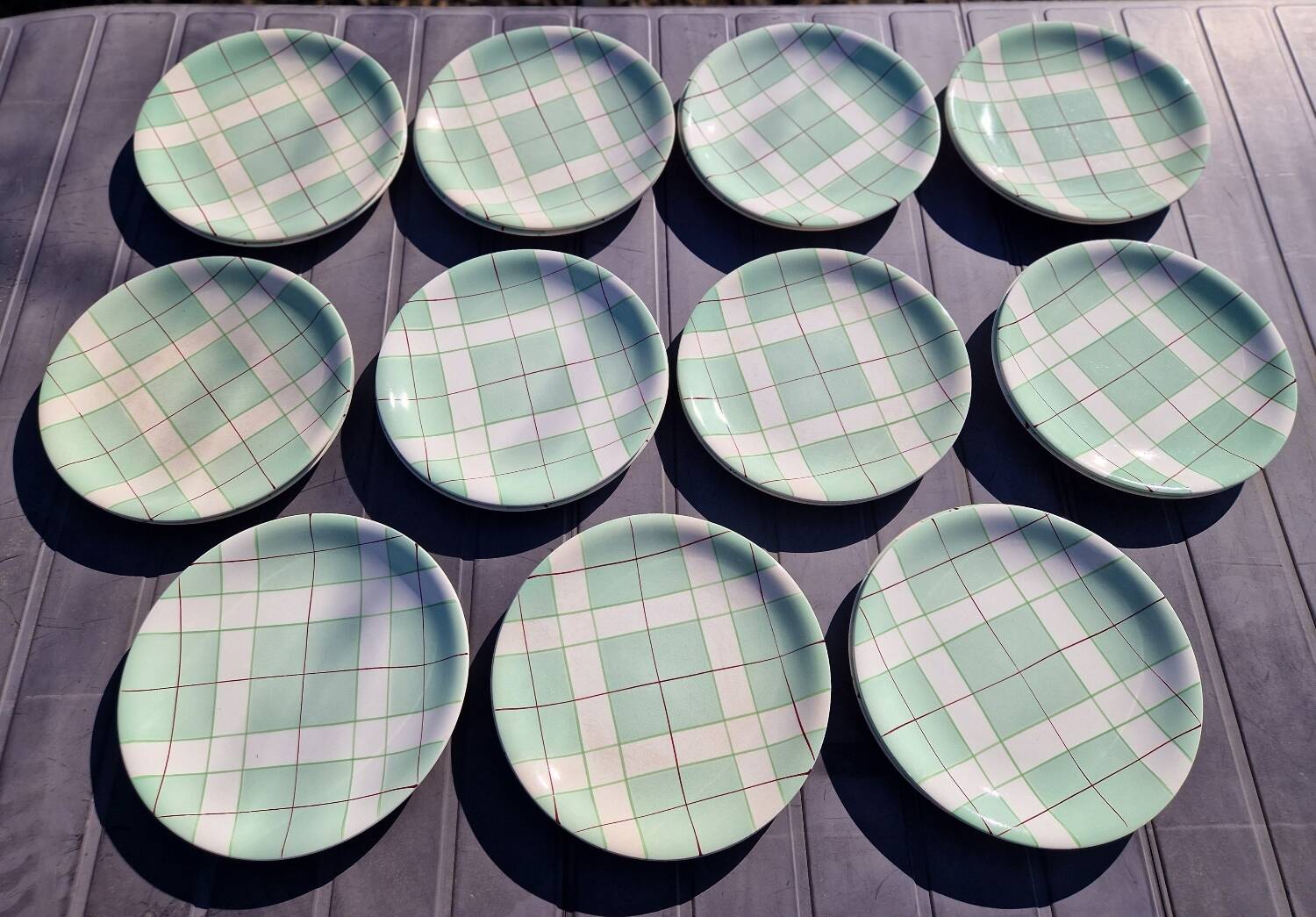 Salins Hossegor model 26-piece dinnerware set