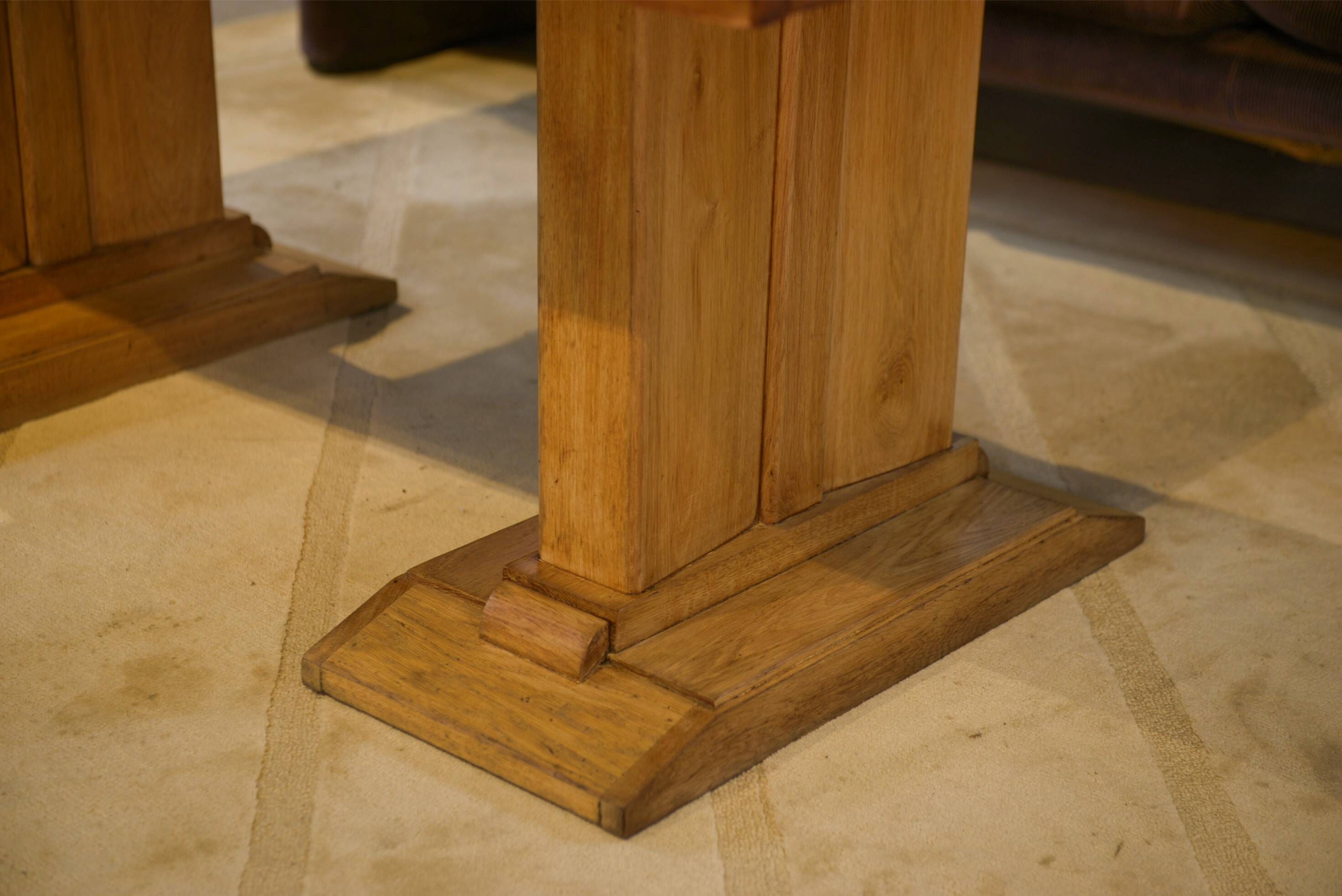 Oak table from the 1940s.