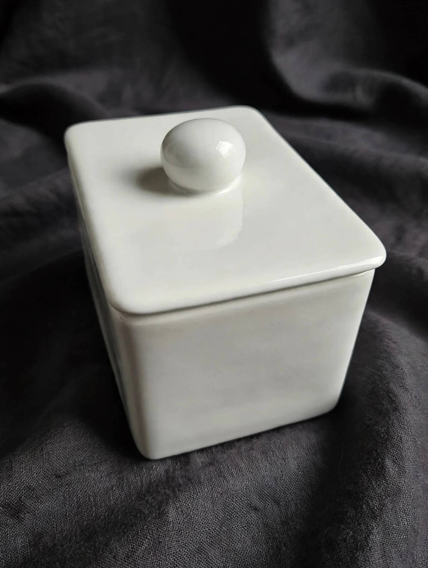 Terrine of foie gras Rougié Sarlat collection 2001 - collectible porcelain