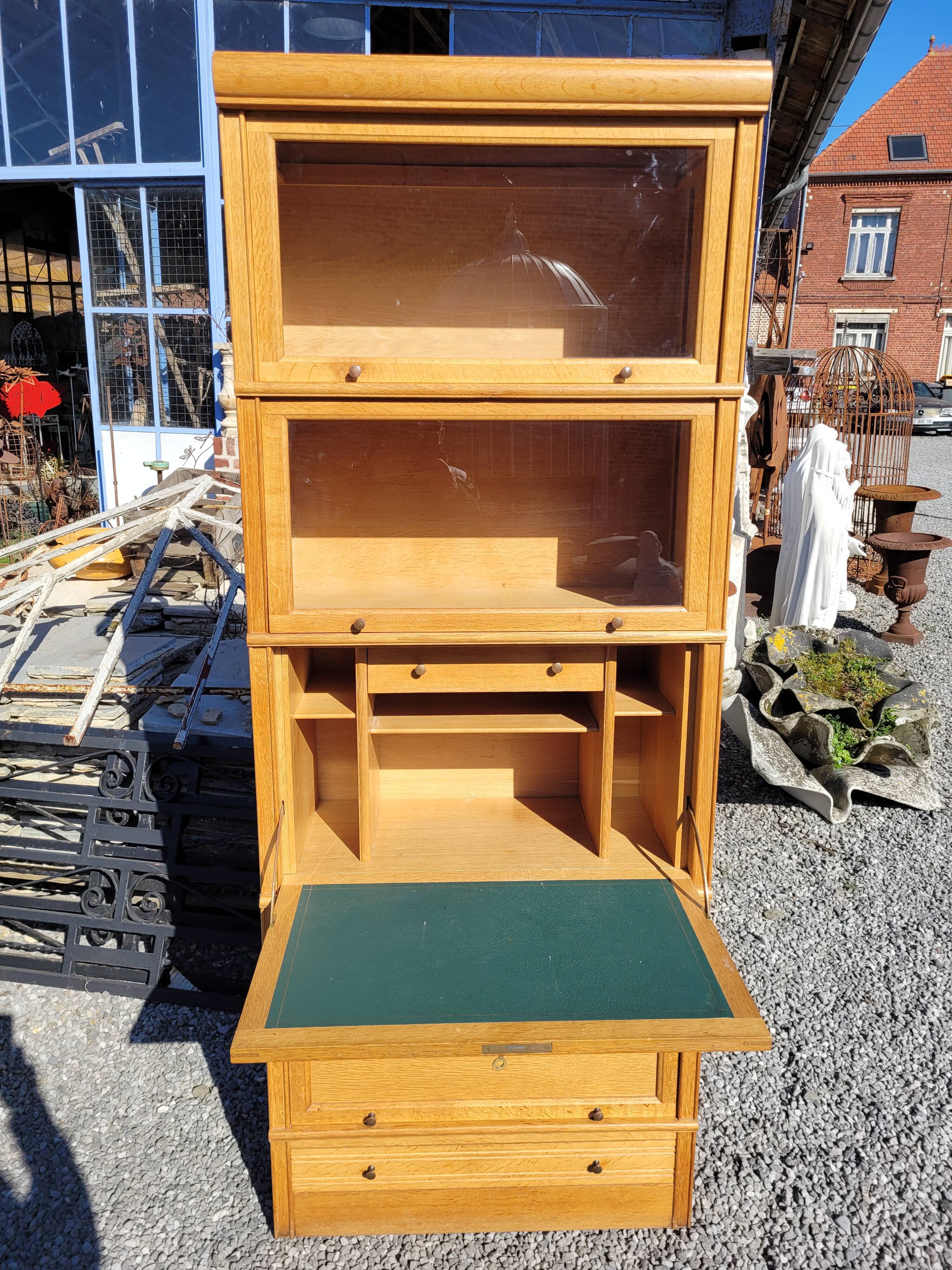 Md library and secretary