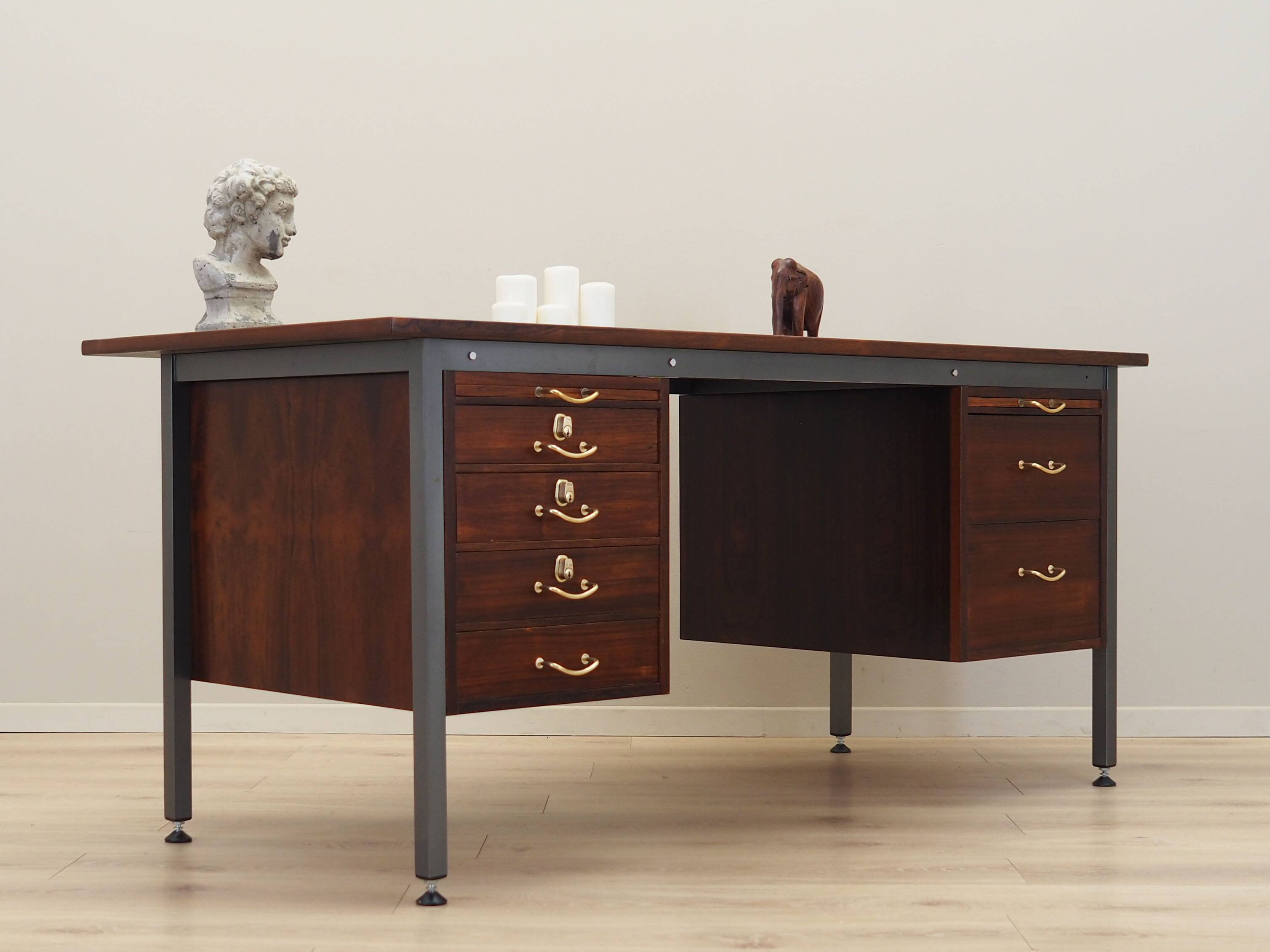 Rosewood desk, Danish design, 1970s, production: Denmark