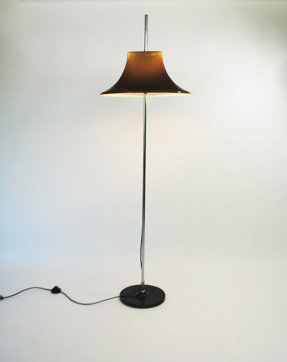 Floor lamp designed in the 1970s by Willem Hagoort