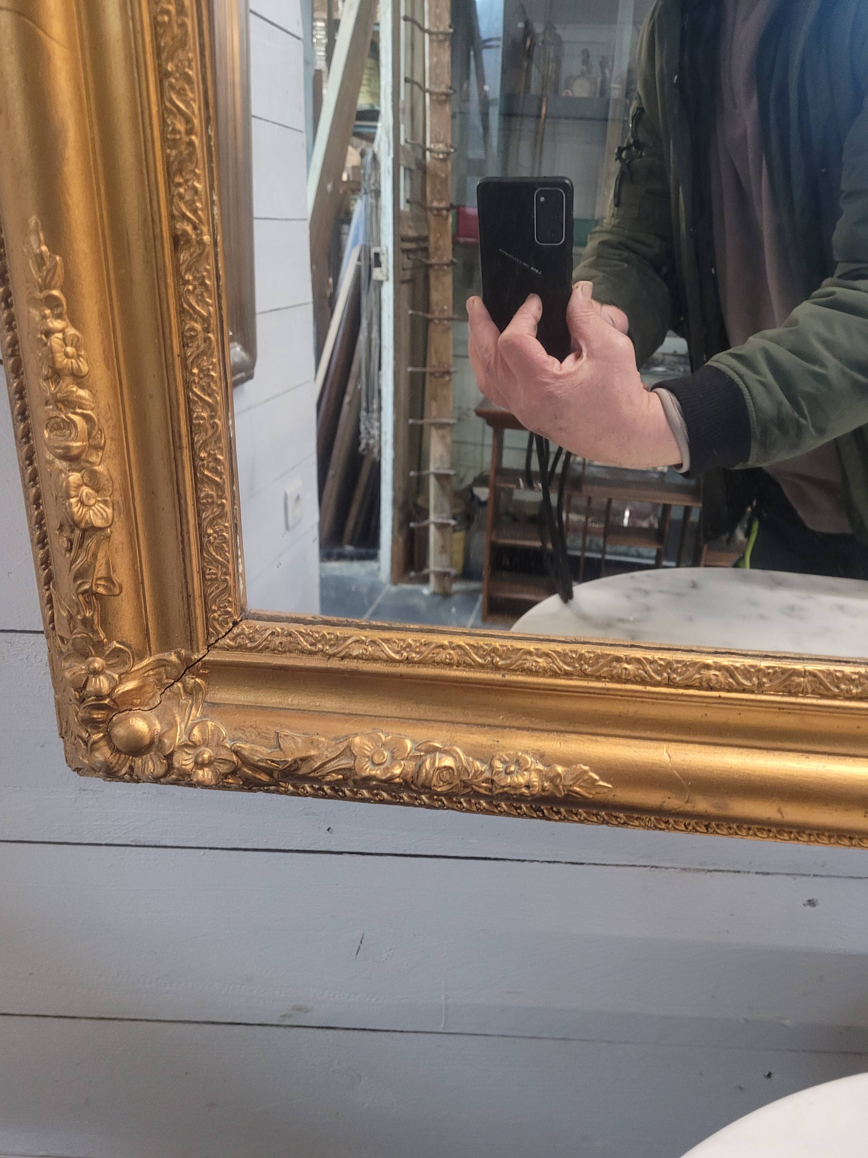 Old Louis Philippe style gilded mirror, 100×83cms