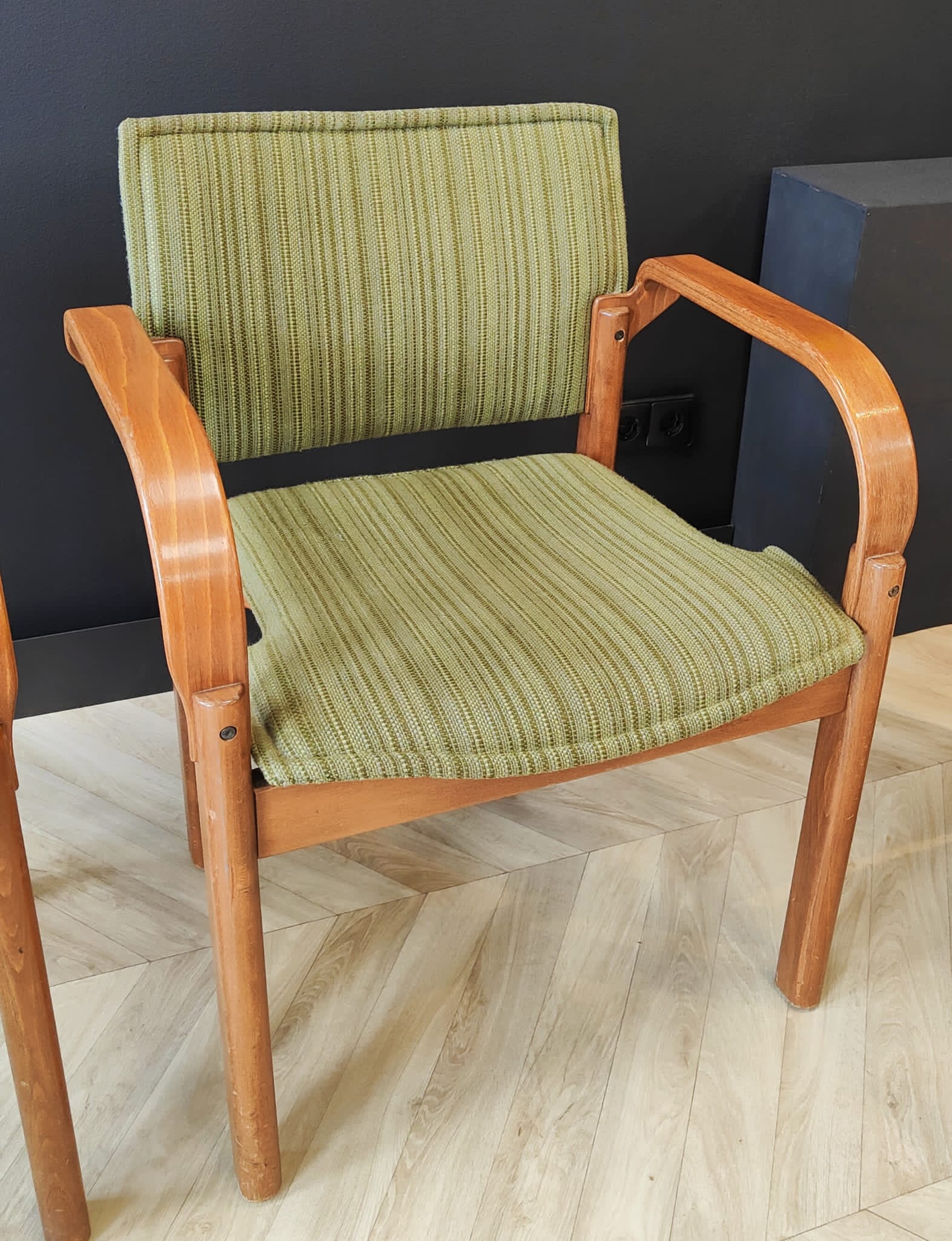 Four mid century armchairs vintage - set of 4 chairs