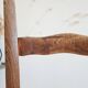 Chaises bistrot anciennes en bois - assise fleurie
