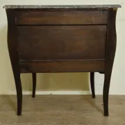 Commode sauteuse style Louis XV marquetée – 3 tiroirs – Plateau marbre