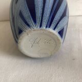 Vase bleu aux iris grès au sel Alsacien
