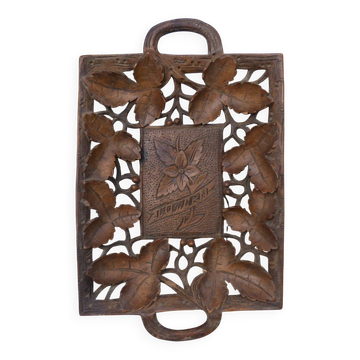 Plateau en bois ajouré motifs feuilles