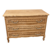 Wooden chest of drawers