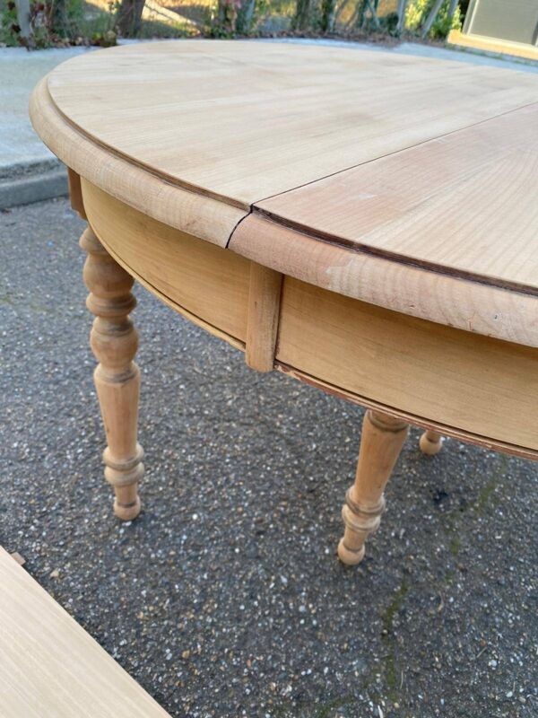 Table à manger ronde extensible rénovée Louis Philippe 118-200cm 19ème