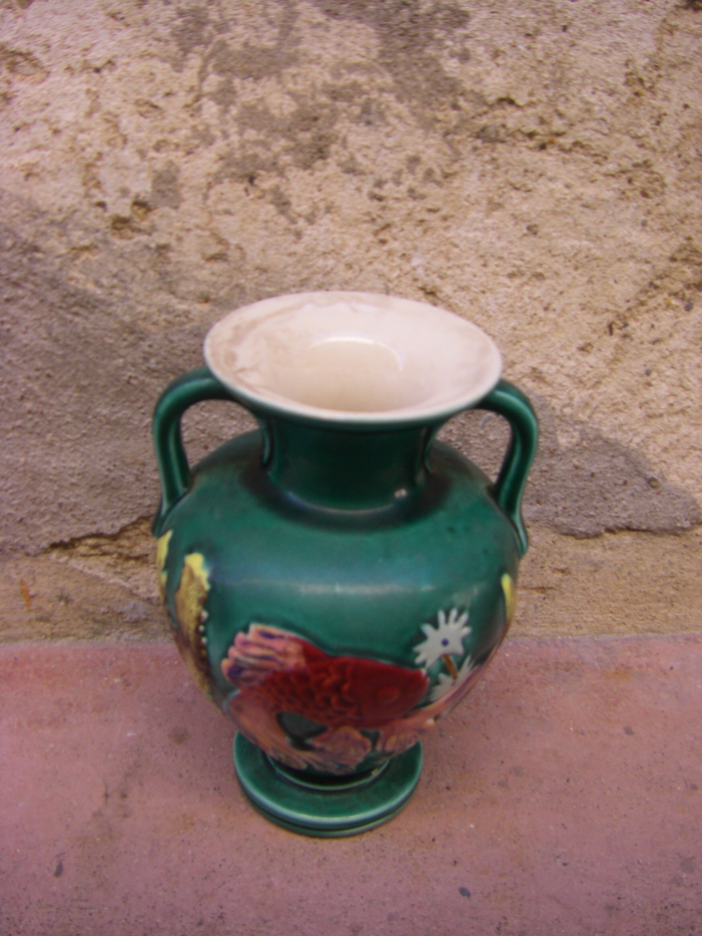 Vintage vase "fish decoration"