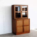 vintage wall cabinet | display cabinet | C. Hvidt