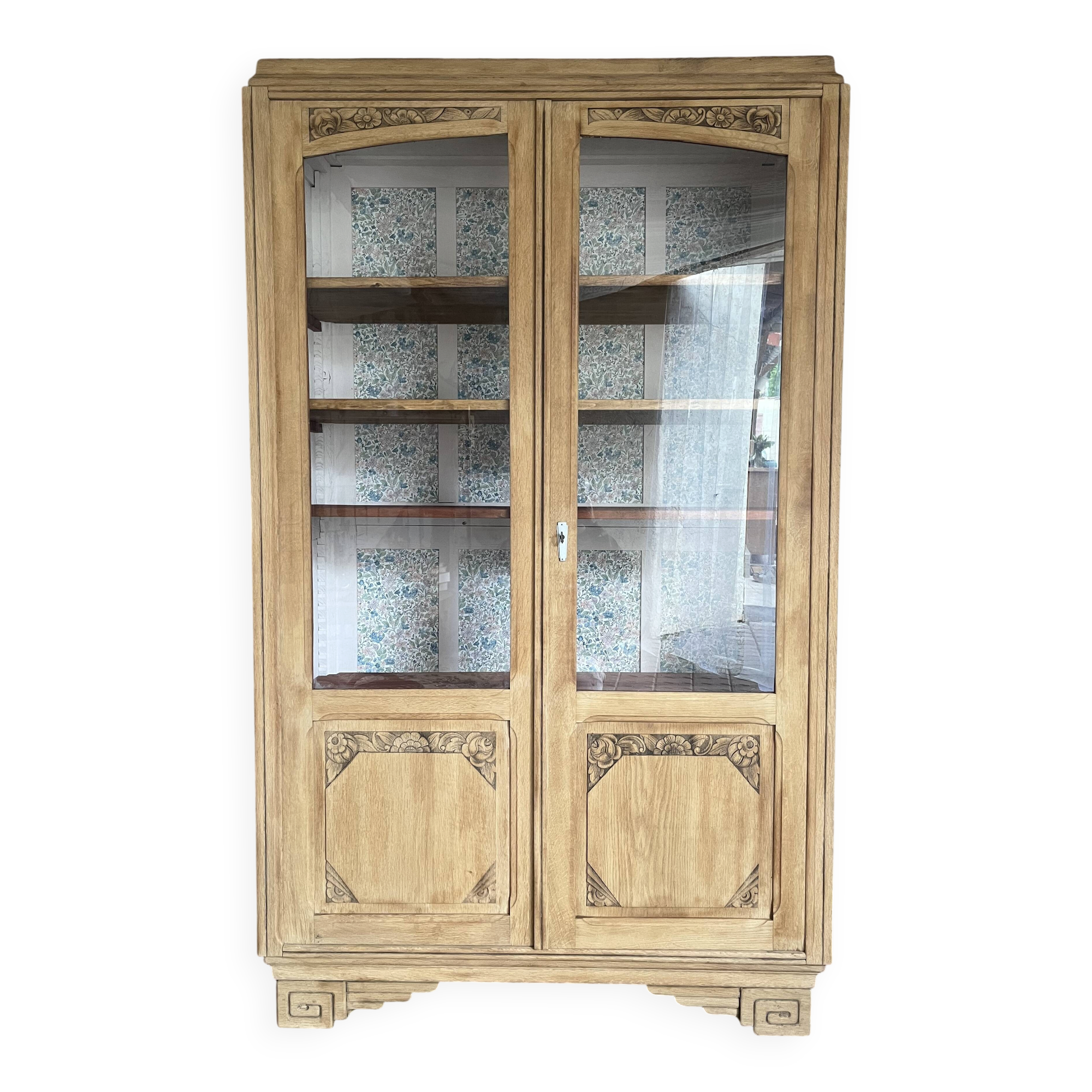 Art Deco display cabinet