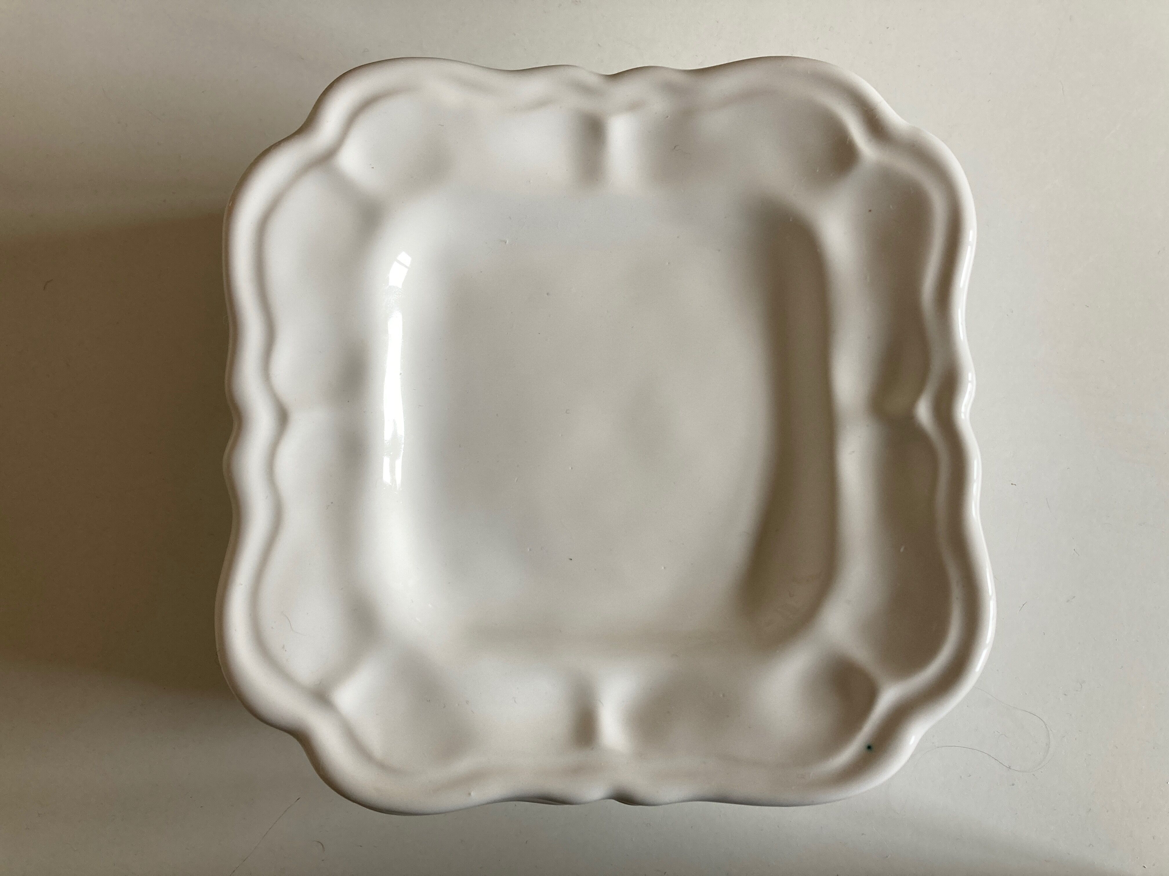 Set 6 plates in glazed earth with Moustiers godrons 1970