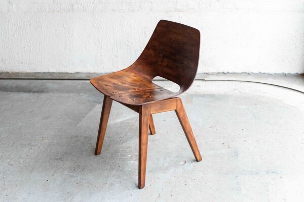 Ensemble de 6 chaises de salle à manger 'Tonneau' par Pierre Guariche