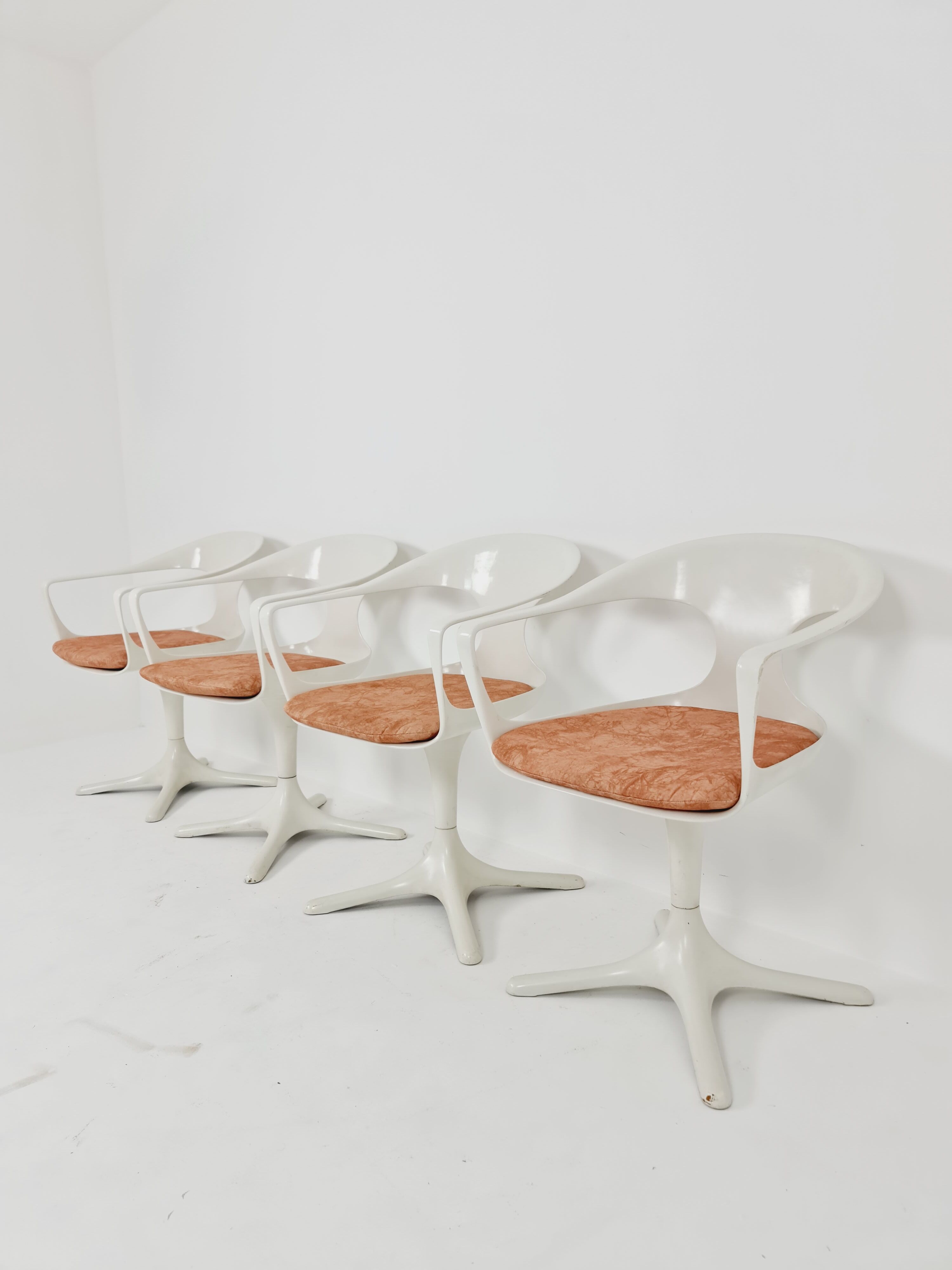 Set space age par Konrad Schäfer pour Interlübke
