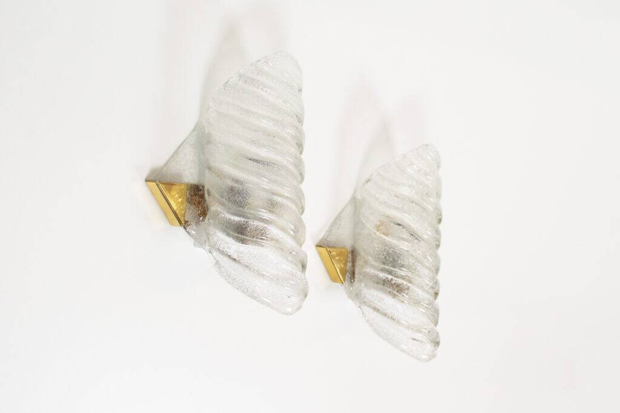 Large pair of 1970s Murano glass and brass wall sconces by Hillebrand