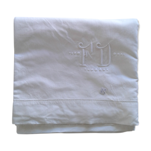 drap ancien brodé monogramme