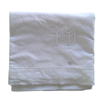 Drap ancien brodé monogramme FD