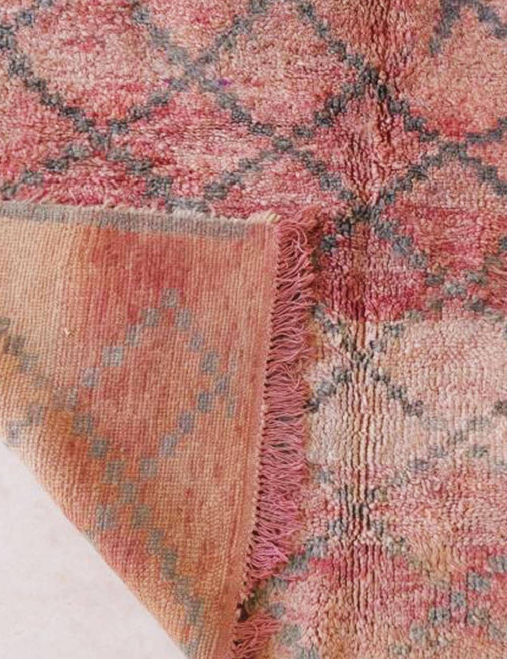 Vintage Berber Carpet Peach - 304 x 183 cm