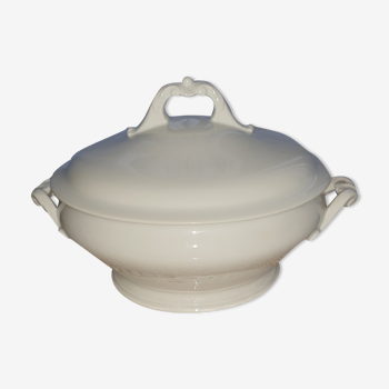 AH&Co white porcelain tureen