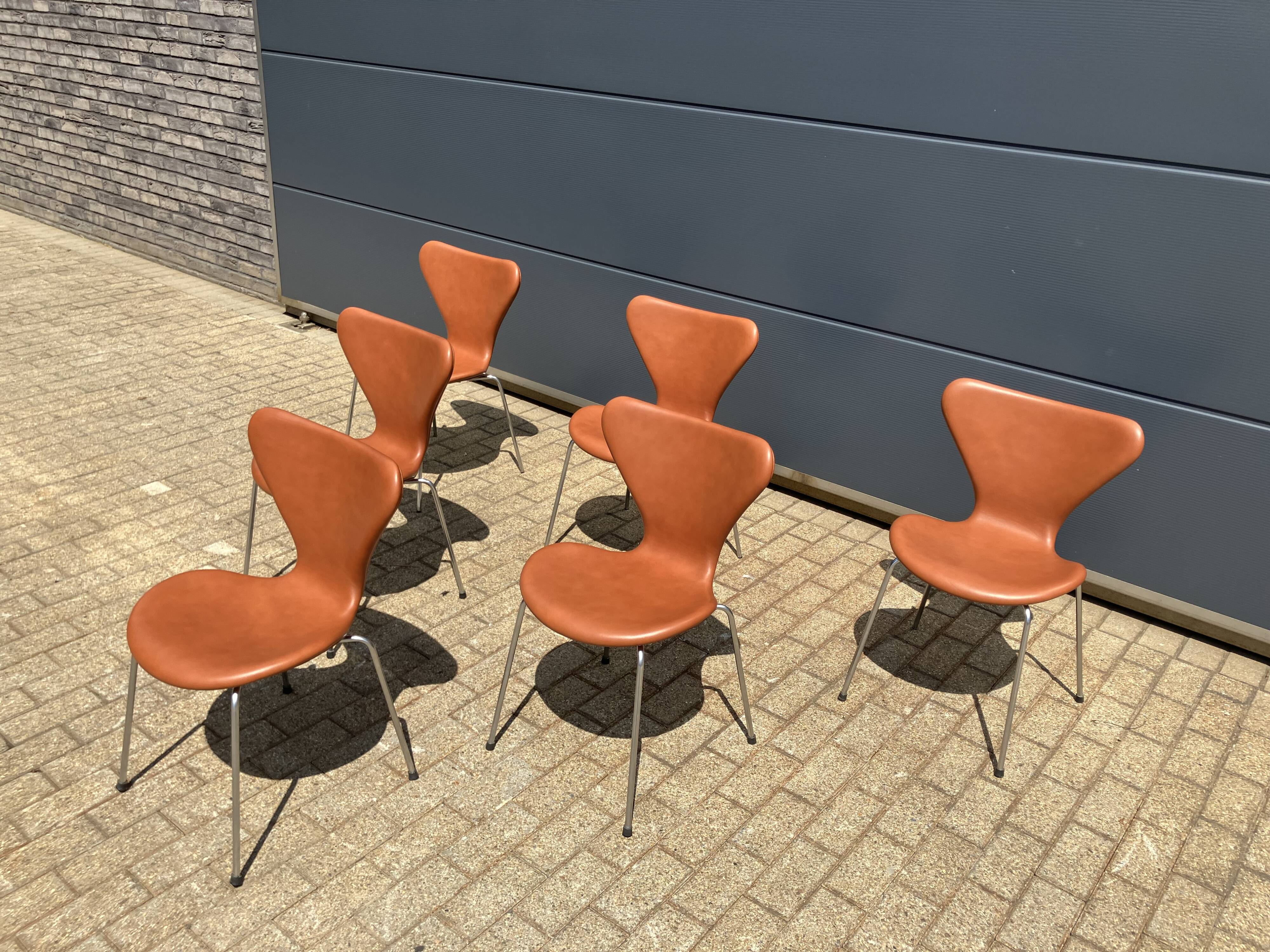 Fritz Hansen series 7 Vlinderstoelen in Cognac leather NIEUW!!