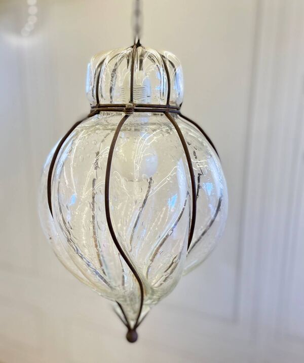 Suspension lanterne en verre soufflé et métal vintage