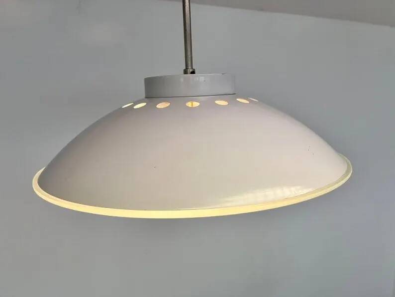 Pendentif UFO rare des années 70, époque spatiale.