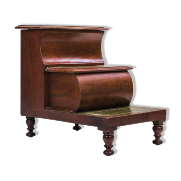 Mahogany compartmental library steps, 1930s