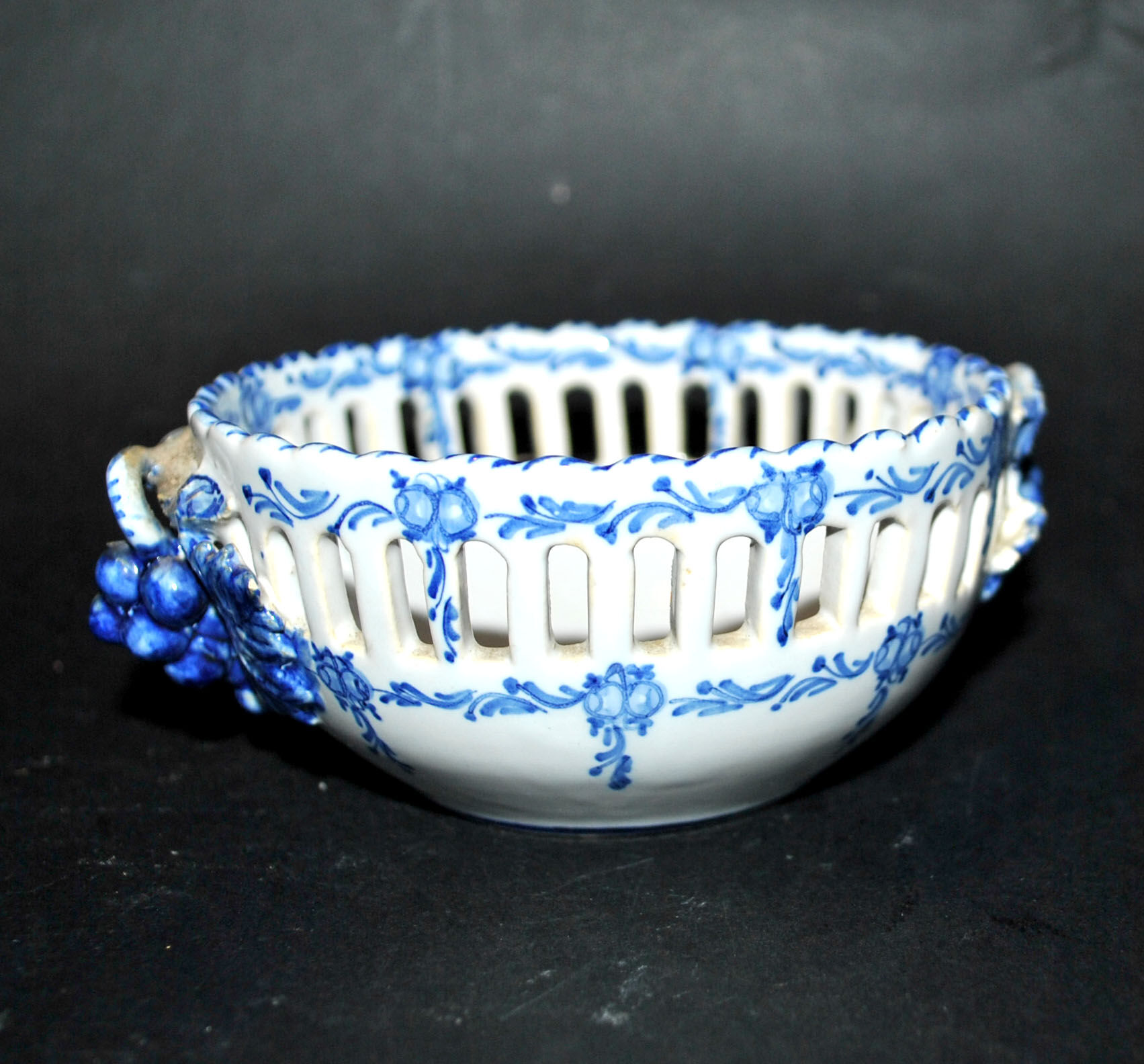 Basket in opaque openwork blue, embroidered earthenware by Malicorne Bourg-Joly Emile Tessier