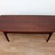 Table basse élevatrice, danemark, années 60 en teck