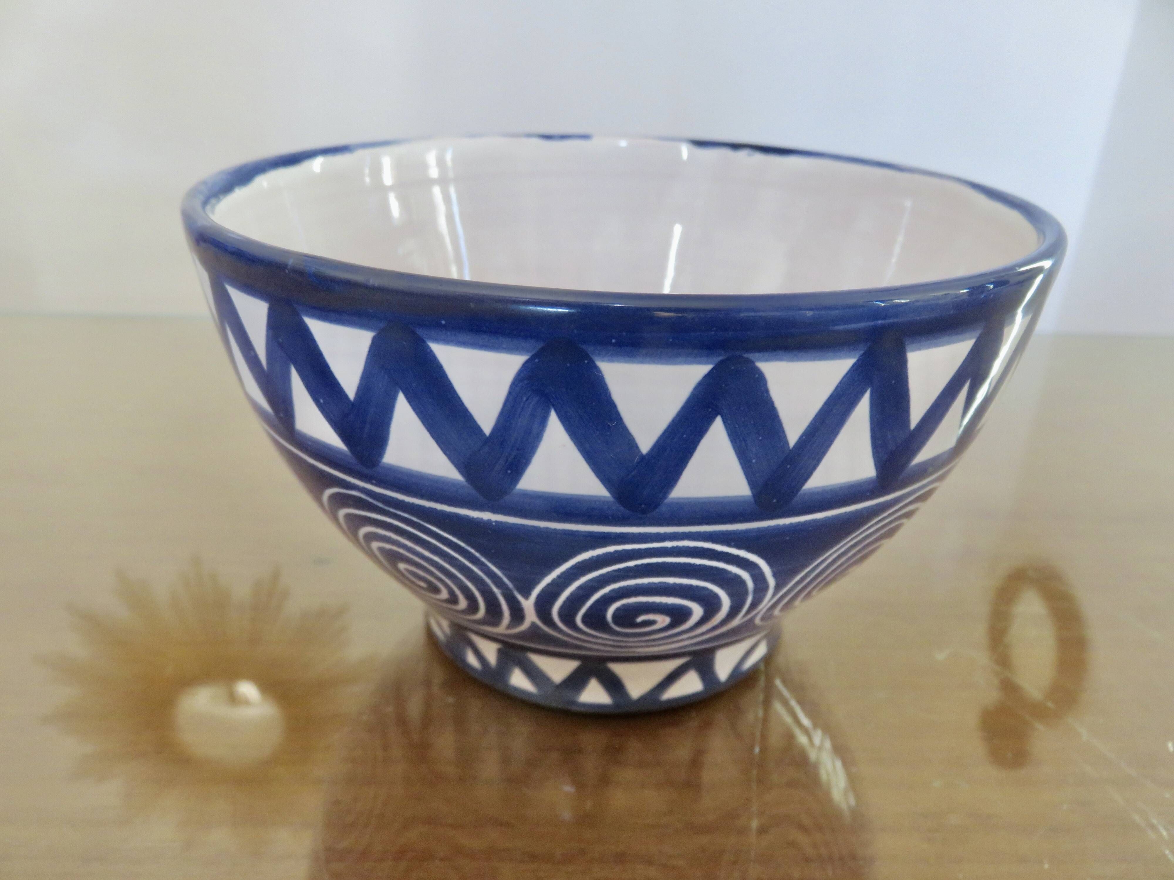 Pair of bowls by Robert Picault, La Roue Vallauris, very rare in blue and white.