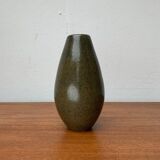 East German pottery vase from the mid-century GDR by VEB Coswig Keramik, 1960s.