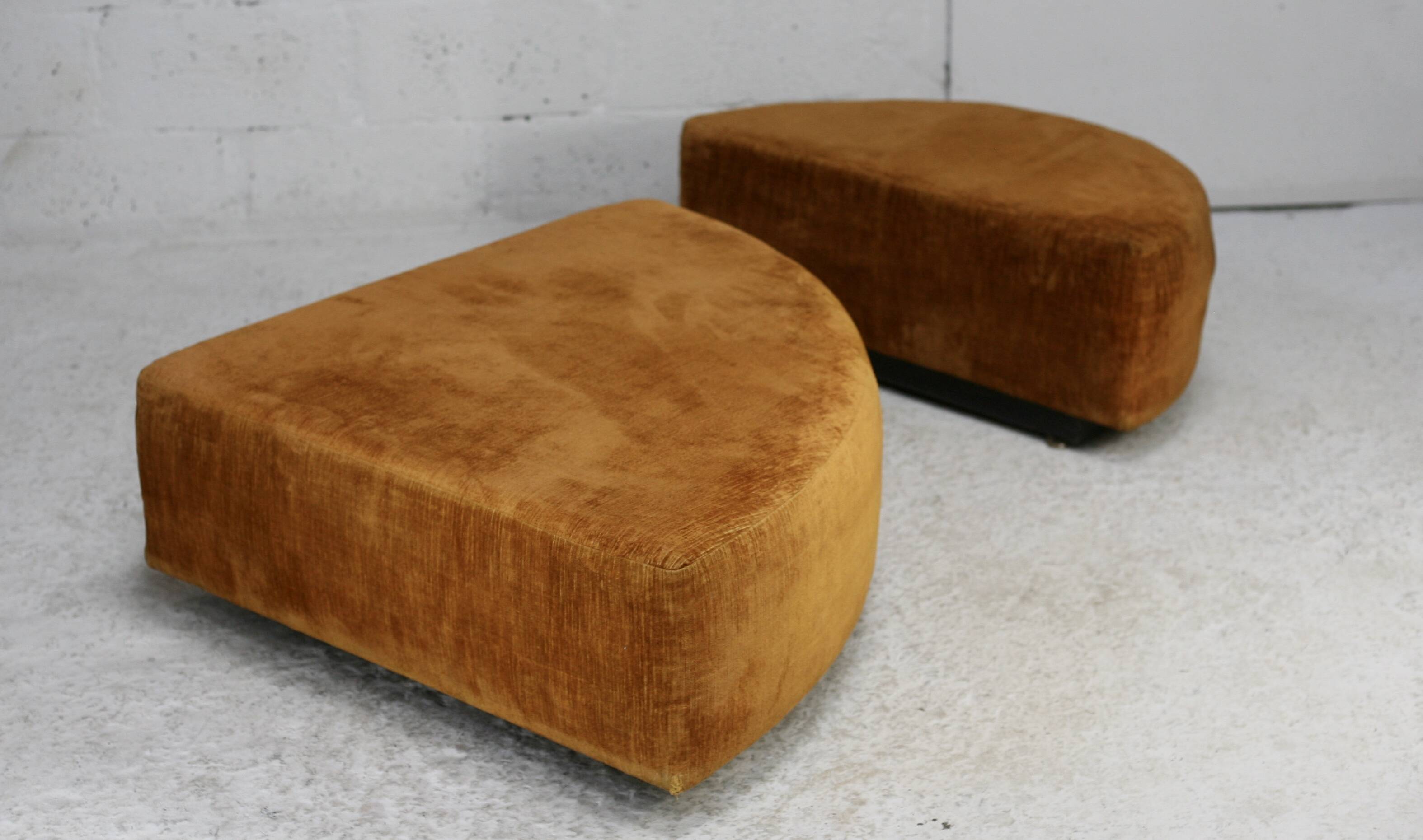 Pair of “tawny” velvet seats. Foam, wood, velvet. Circa 1970